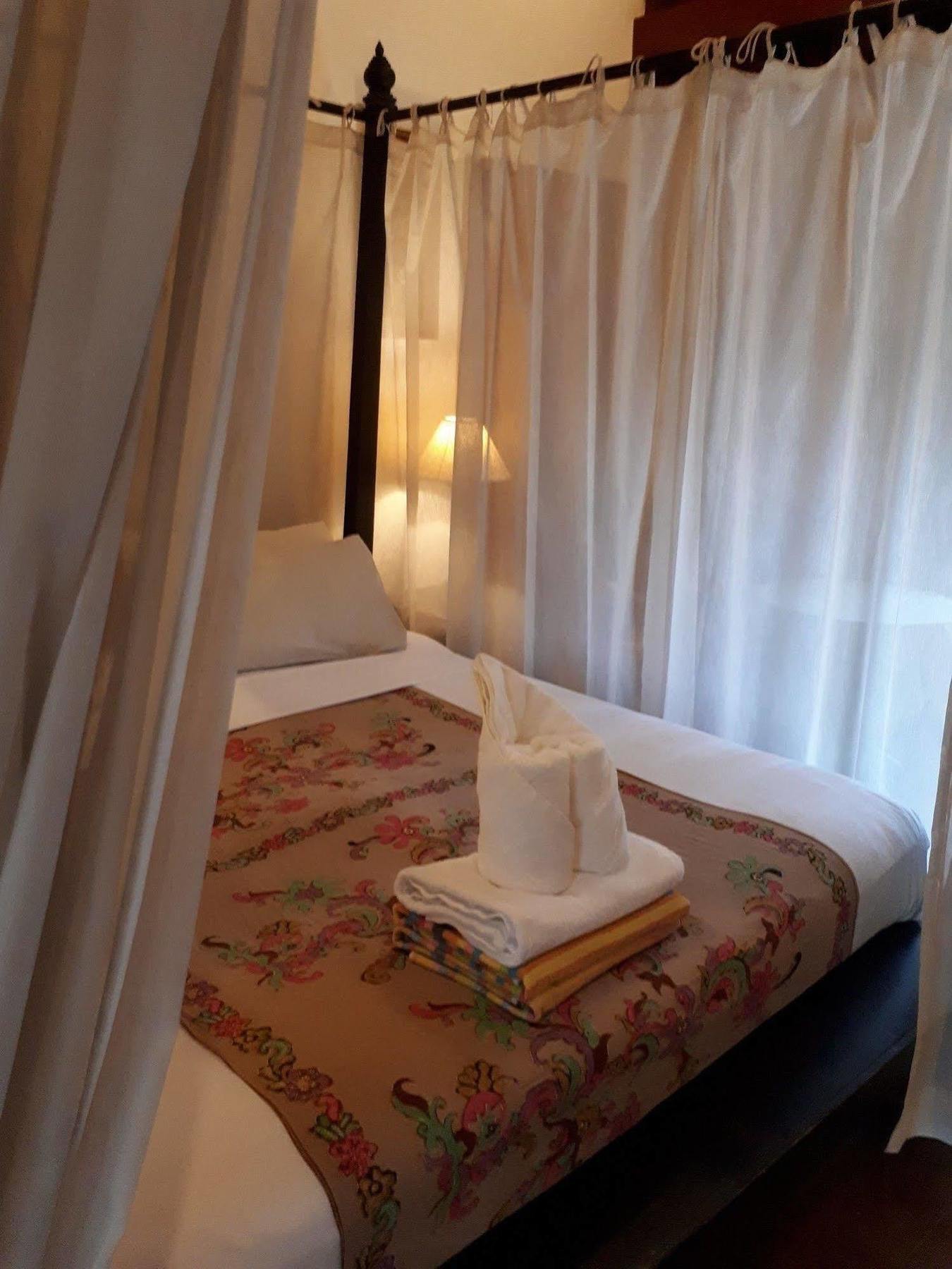 Hotel Sea Pines & Liberg à Nai Yang Beach Extérieur photo